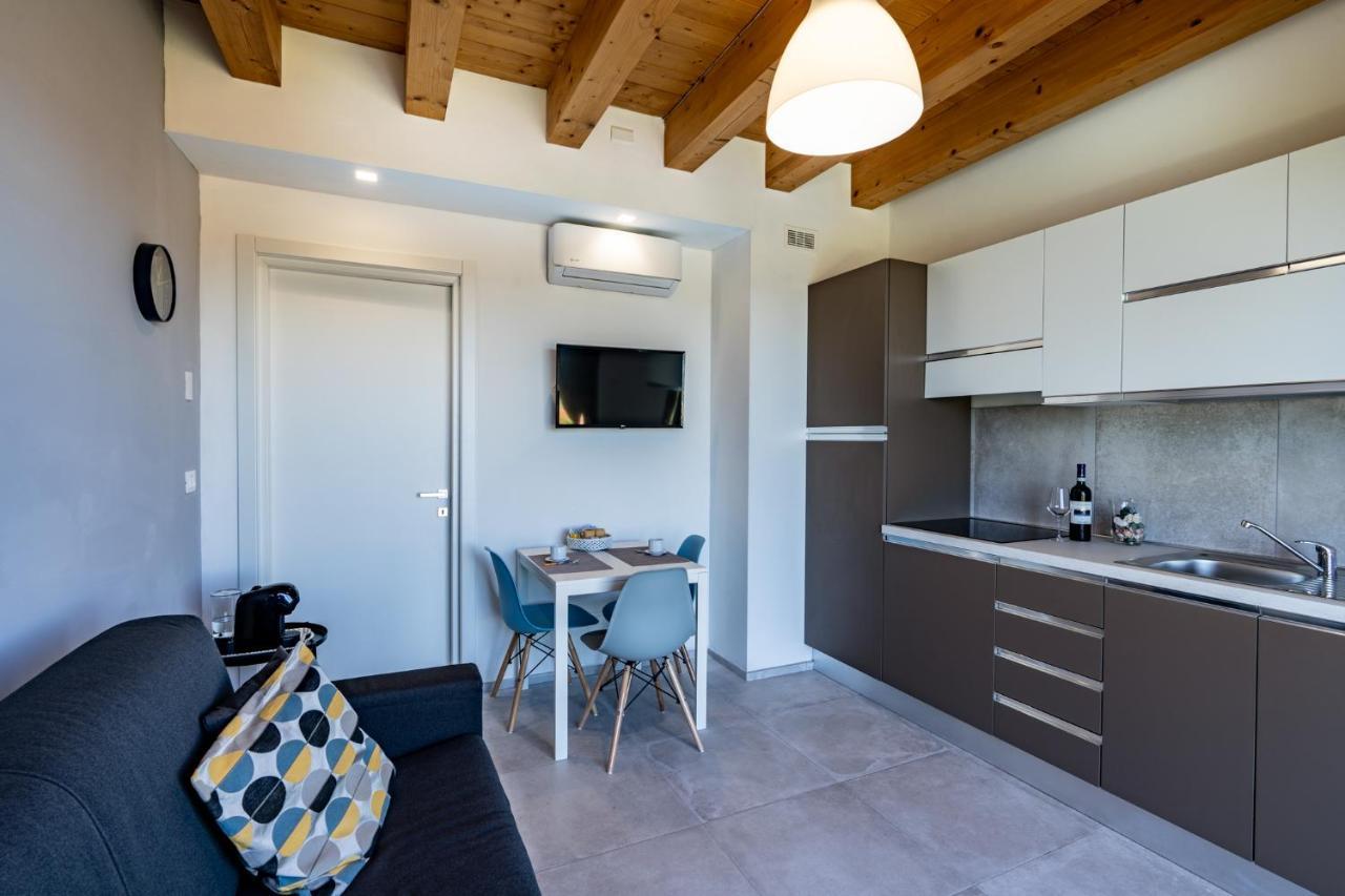 Casa Tina Holiday Home Diano dʼAlba Exterior foto